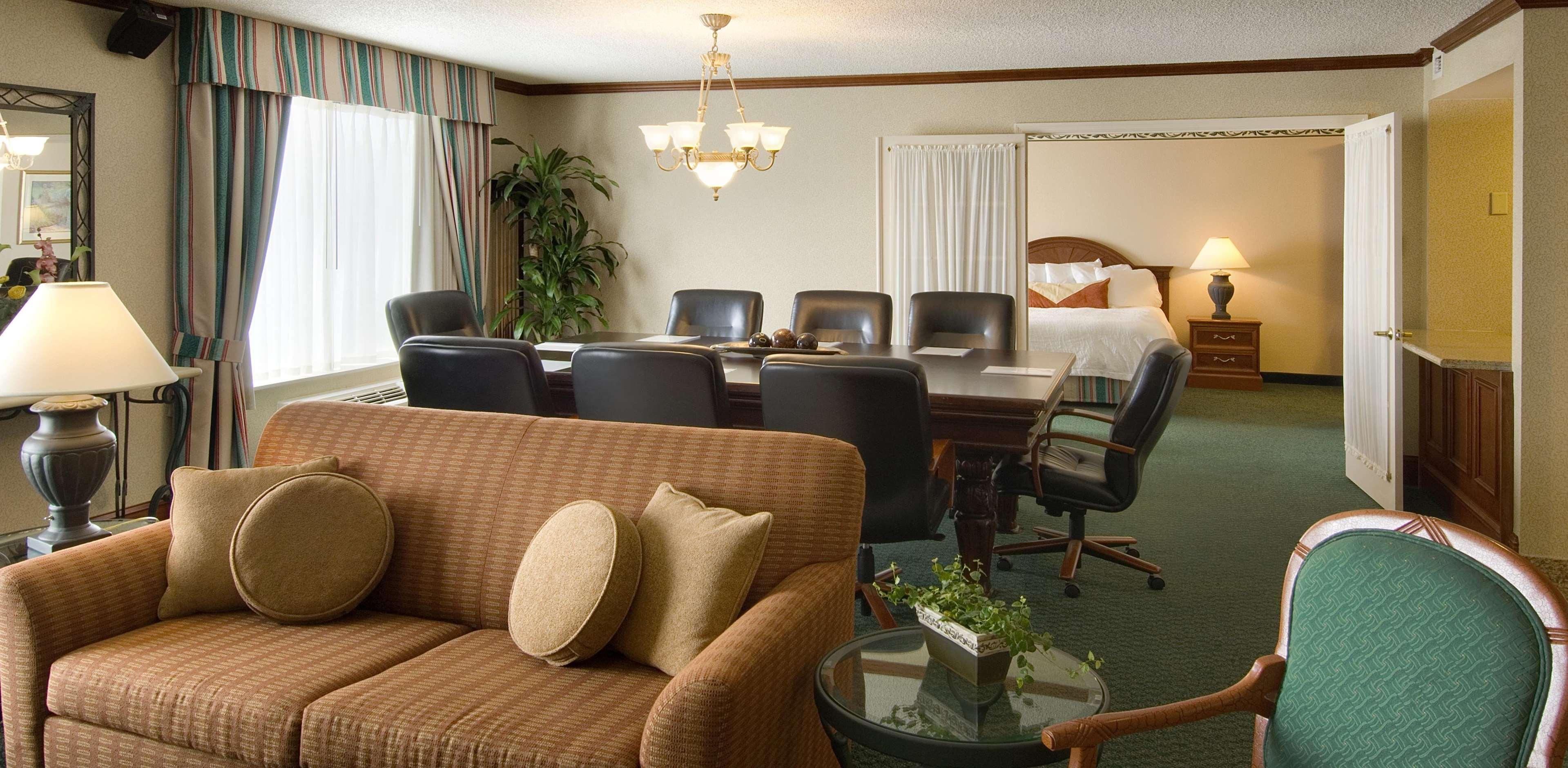 Hilton Garden Inn Tampa East Brandon Mango Cameră foto
