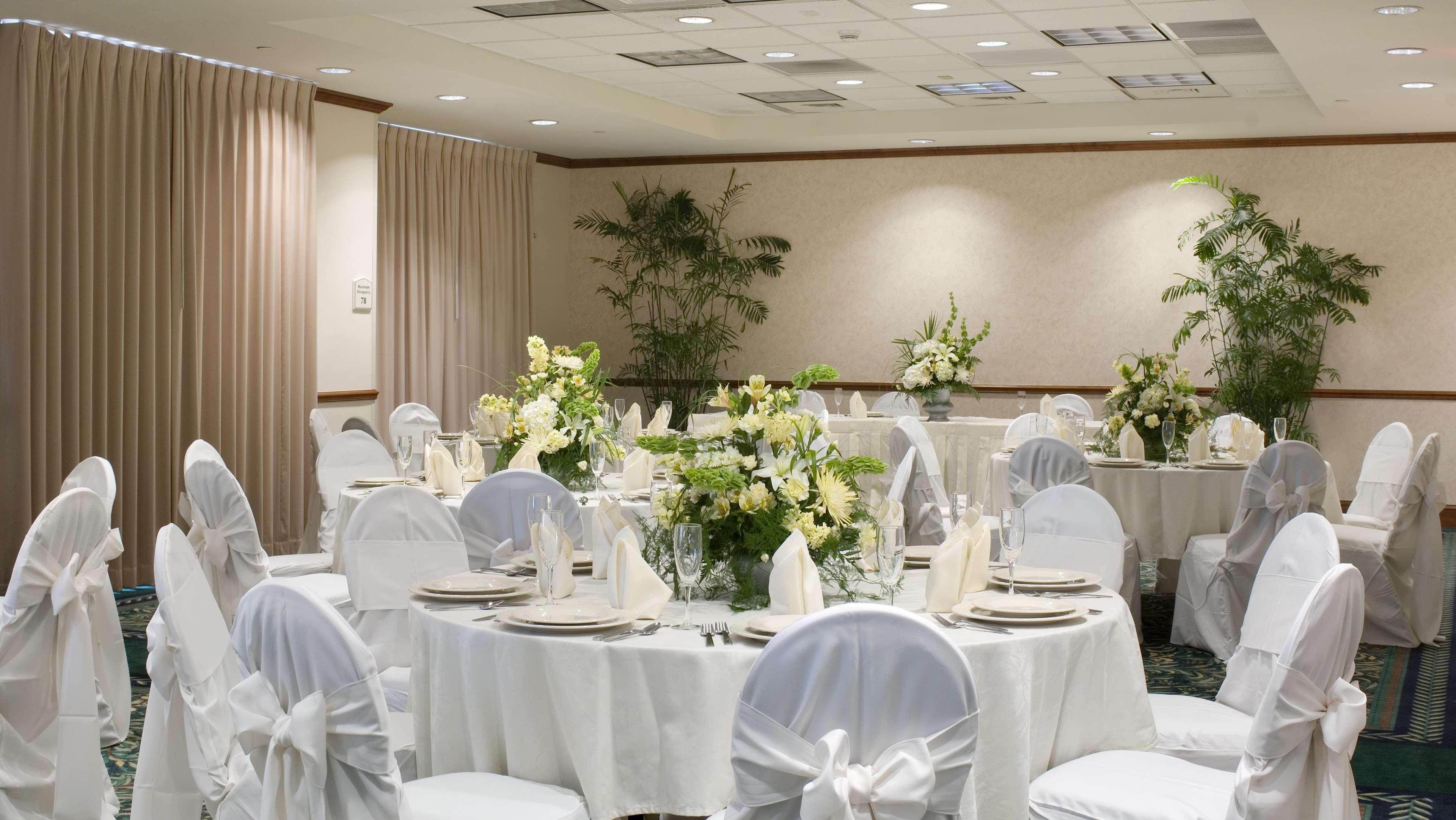 Hilton Garden Inn Tampa East Brandon Mango Restaurant foto