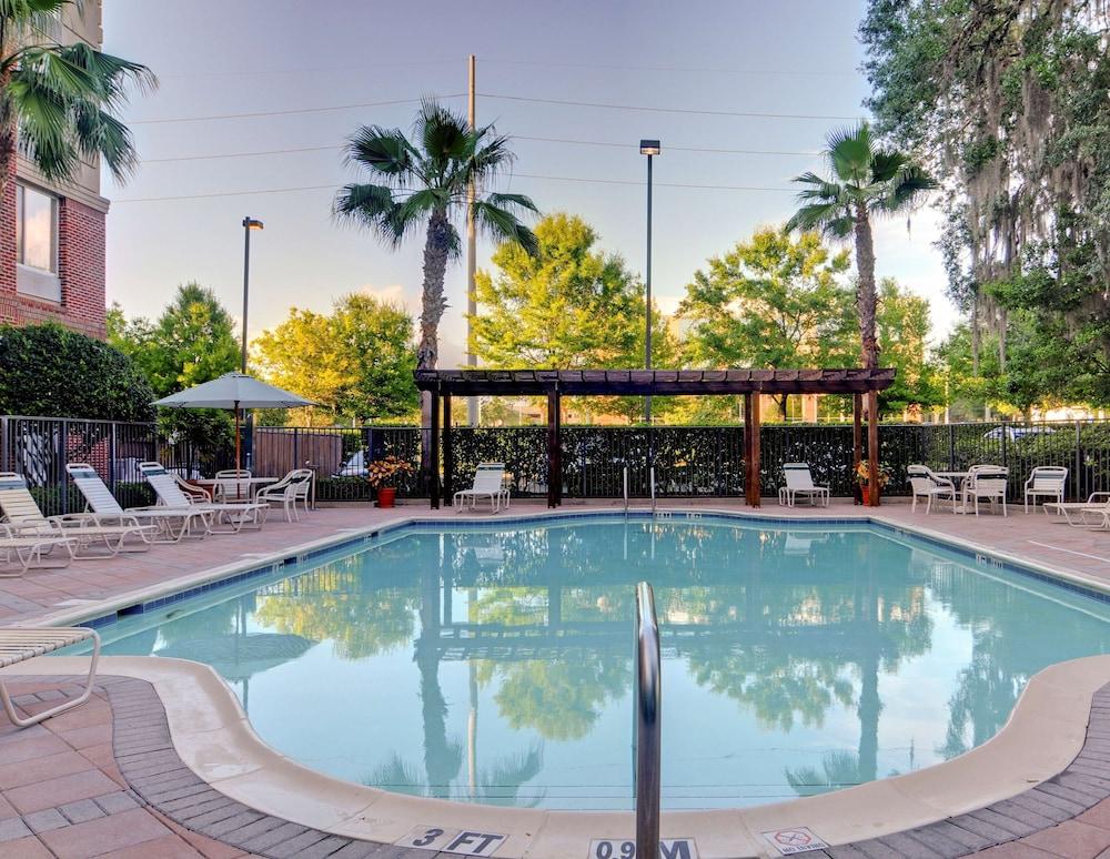 Hilton Garden Inn Tampa East Brandon Mango Exterior foto